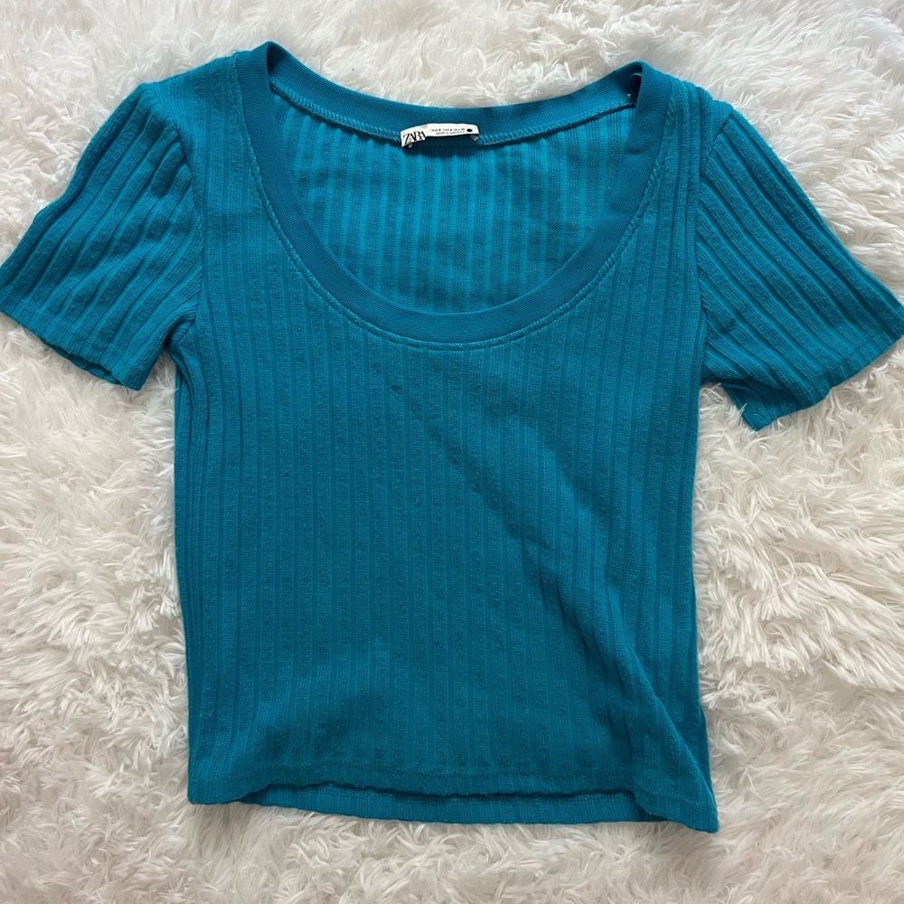 Zara top size small! Never worn!